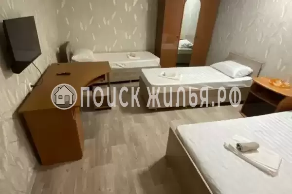 «На Изумруде»