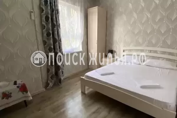 «На Изумруде»