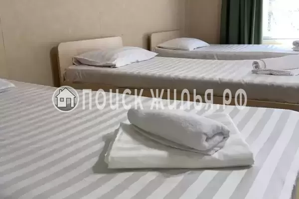 «На Изумруде»