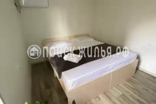 «На Изумруде»