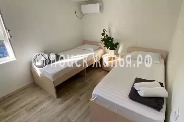 «На Изумруде»