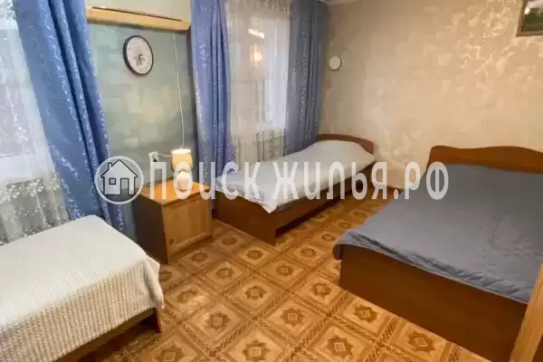 «На Изумруде»