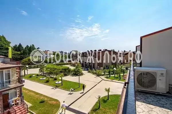 Частный сектор «Семейный таунхаус в морском стиле»