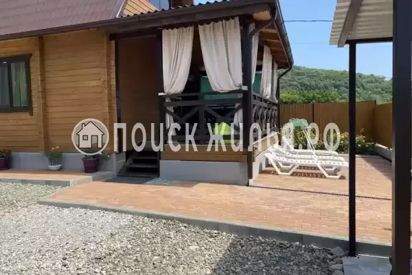 Частный сектор «Двухэтажный коттедж из бруса»