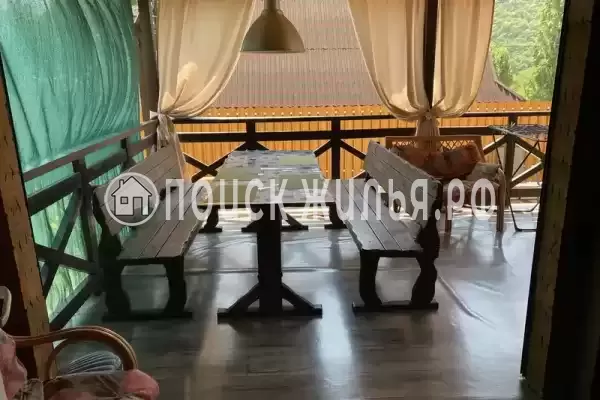 Частный сектор «Двухэтажный коттедж из бруса»