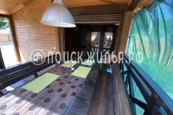 Частный сектор «Двухэтажный коттедж из бруса»