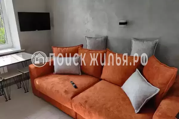 Квартира «С отдельным входом и двором»