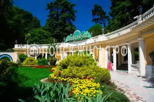 Квартира «Большая двухкомнатная квартира на 5−6 гостей» Квартира «Большая двухкомнатная квартира на 5−6 гостей»