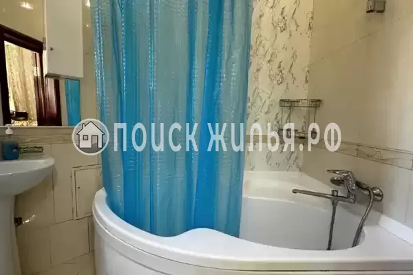 Квартира «3-комнатная квартира со своим двором и барбекю» Квартира «3-комнатная квартира со своим двором и барбекю»