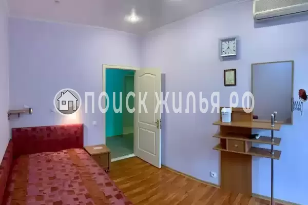 Квартира «Четырехкомнатная квартира у Приморского парка» Квартира «Четырехкомнатная квартира у Приморского парка»