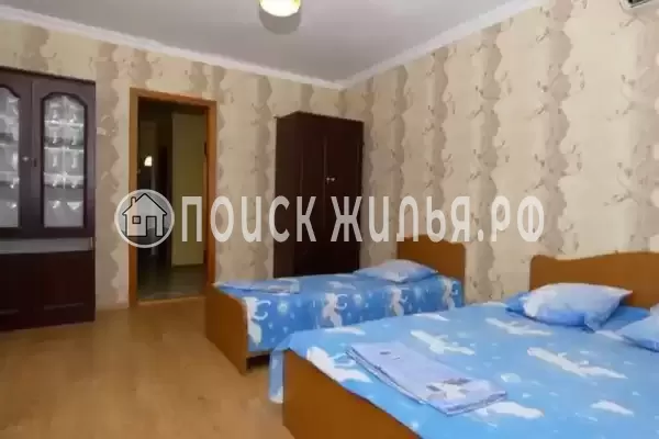 Квартира «Трёхкомнатная квартира на Короленко»