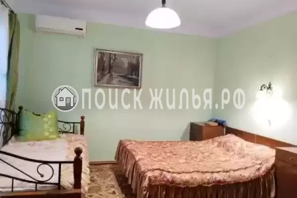 Частный сектор «Душевный домик рядом с морем и озером»