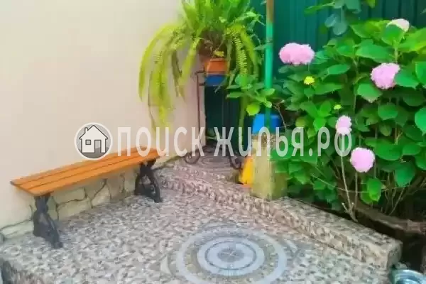 Частный сектор «Душевный домик рядом с морем и озером»