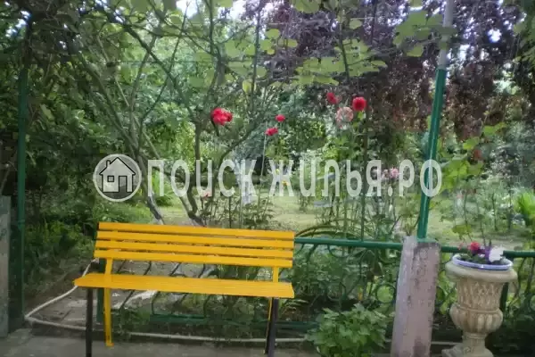 Частный сектор «Душевный домик рядом с морем и озером»