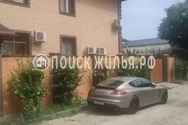 Частный сектор «Дом на Самариной, до 10+3 человек»