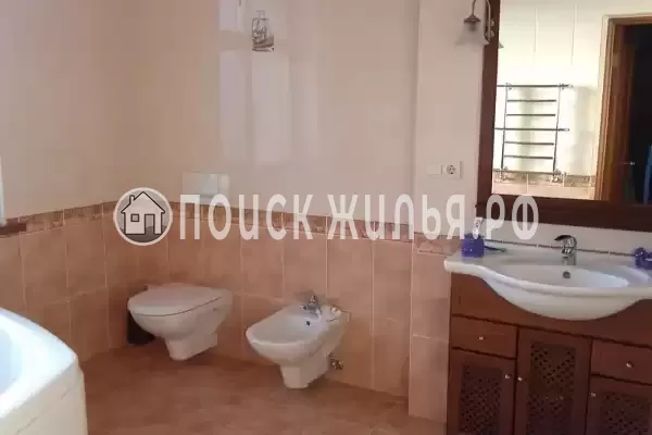 Частный сектор «Дом на Самариной, до 10+3 человек»