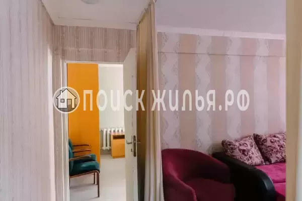 Квартира «Х комнатная квартира на ул. Роз»