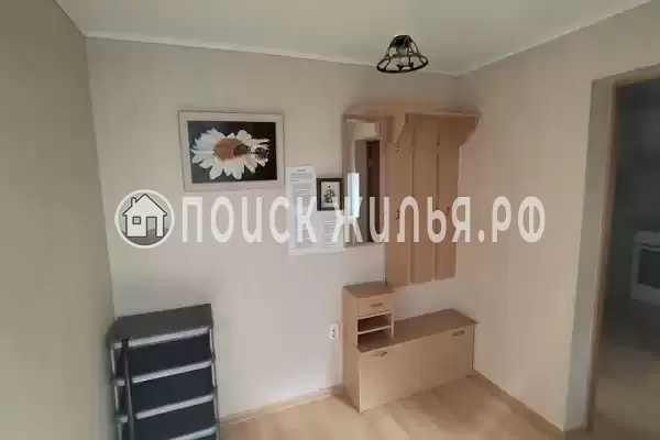 Частный сектор «Трёхкомнатная уютная кв-ра, район Зимнего театра»