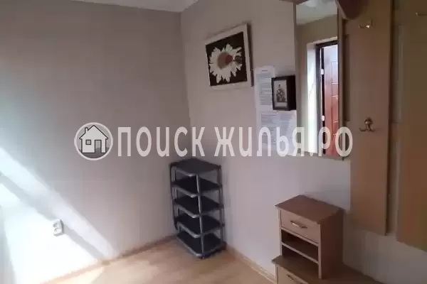 Частный сектор «Трёхкомнатная уютная кв-ра, район Зимнего театра»