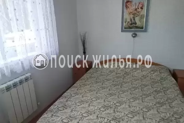 Частный сектор «Трёхкомнатная уютная кв-ра, район Зимнего театра»