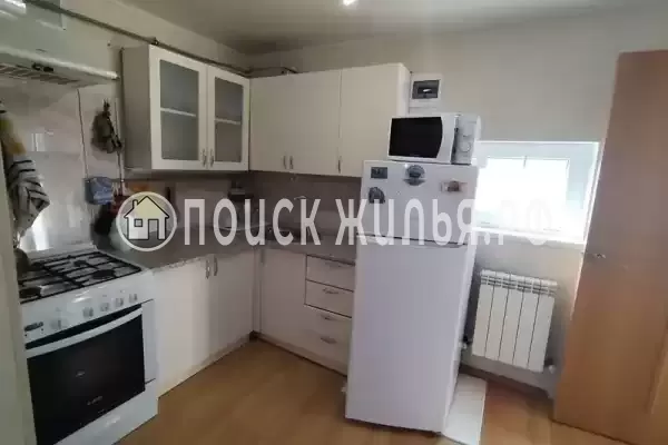 Частный сектор «Трёхкомнатная уютная кв-ра, район Зимнего театра»