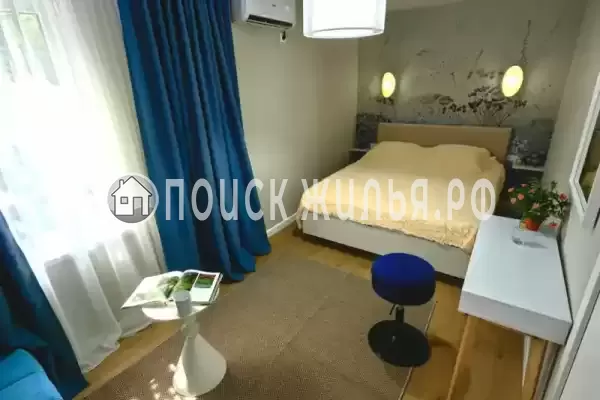 Квартира «Двухкомнатная квартира с дизайнерским ремонтом»