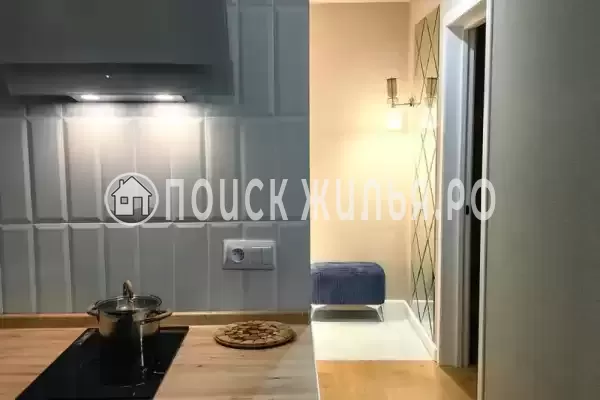 Квартира «Двухкомнатная квартира с дизайнерским ремонтом»