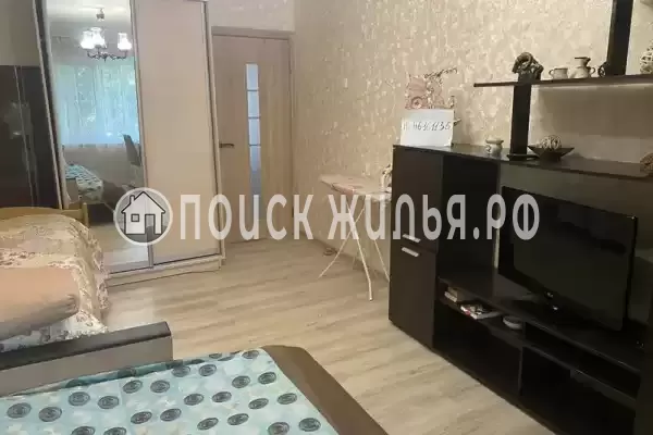 Квартира «Двухкомнатная квартира на Изумрудной»