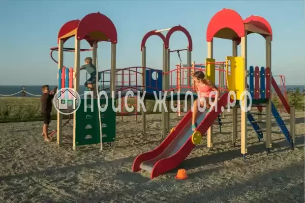 Частный сектор «Коттедж на 1 береговой»