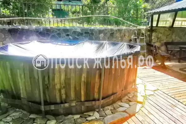 Частный сектор «Дача Квестов с бассейном на Весёлой»