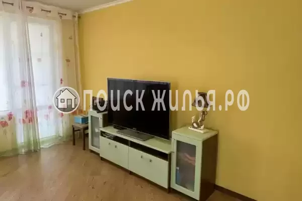 Частный сектор «Уютный коттедж с бассейном»