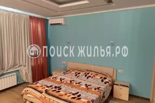 Частный сектор «Уютный коттедж с бассейном»