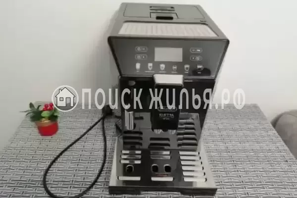 Апартаменты «Шикарные апартаменты с бассейнами во дворе»