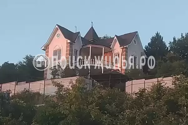 Частный сектор «Бревенчатый дом в лесу у моря» Частный сектор «Бревенчатый дом в лесу у моря»