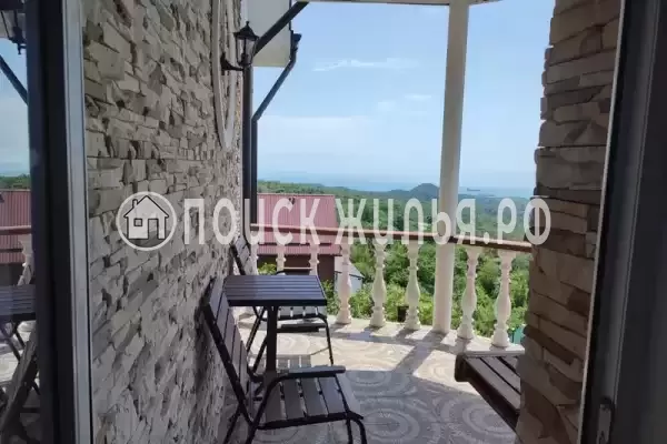 Частный сектор «Бревенчатый дом в лесу у моря» Частный сектор «Бревенчатый дом в лесу у моря»