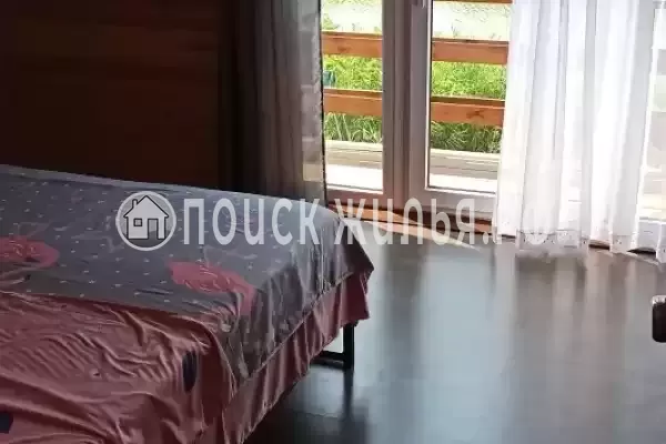 Частный сектор «Дом для семейного отдыха без шумных соседей» Частный сектор «Дом для семейного отдыха без шумных соседей»