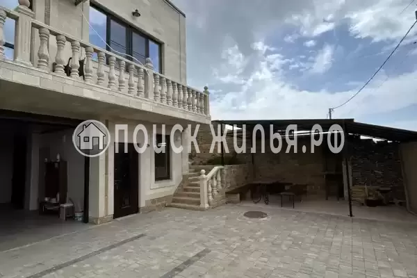 Частный сектор «Дом с бассейном» Частный сектор «Дом с бассейном»