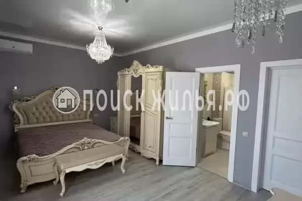 Частный сектор «Дом с бассейном» Частный сектор «Дом с бассейном»