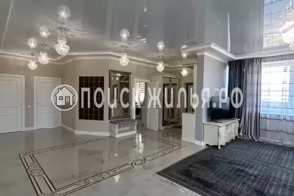 Частный сектор «Дом с бассейном» Частный сектор «Дом с бассейном»