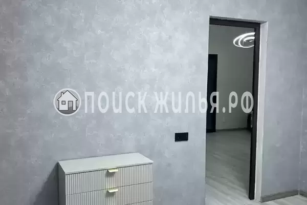 Дом под ключ «Трехкомнатный этаж под ключ со своим двором»