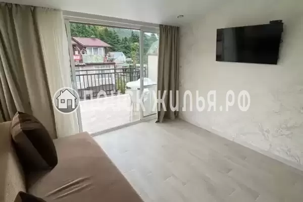 Частный сектор «Трёхэтажный таунхаус в 5 минутах от моря»