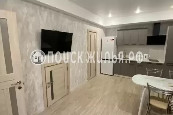 Частный сектор «Трёхэтажный таунхаус в 5 минутах от моря»