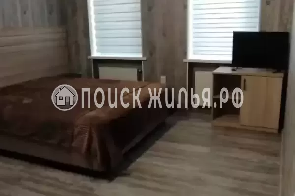 Частный сектор «Уютный дом со своим двором в центре»