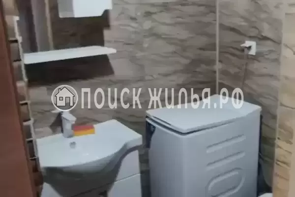 Частный сектор «Уютный дом со своим двором в центре»