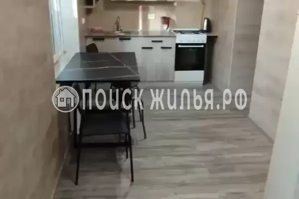 Частный сектор «Уютный дом со своим двором в центре»