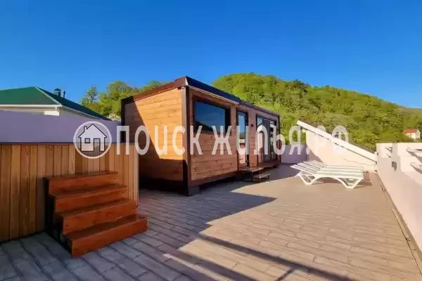 Частный сектор «Таунхаус с панорамной крышей»