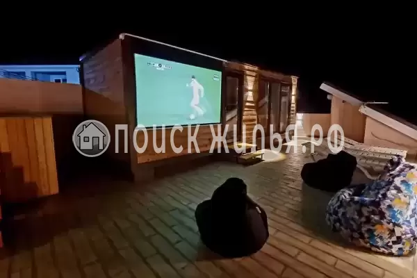 Частный сектор «Таунхаус с панорамной крышей»