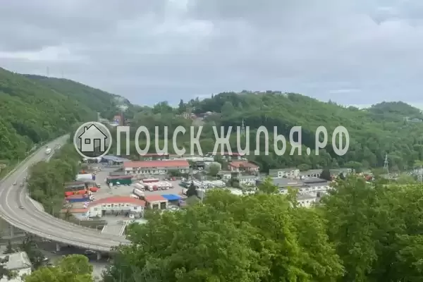 Квартира «Х комнатная квартира на Кириченко»