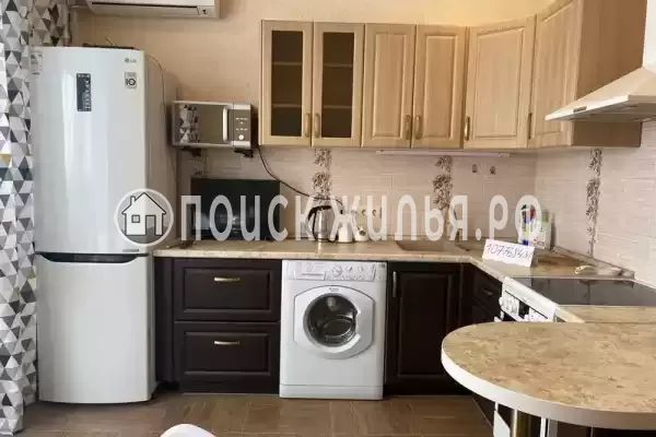 Квартира «Х комнатная квартира на Кириченко»