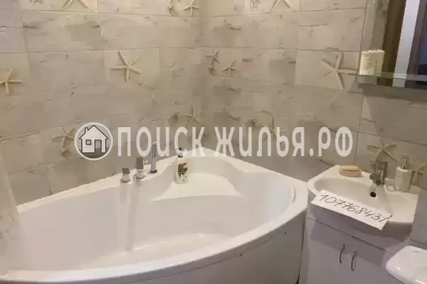 Квартира «Х комнатная квартира на Кириченко»